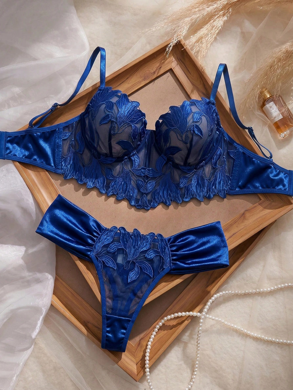 Bridal Lingerie Set Lace Satin Fabric + Floral Lace Embroidery Bustier Bra Low-Waist Ruched Panty