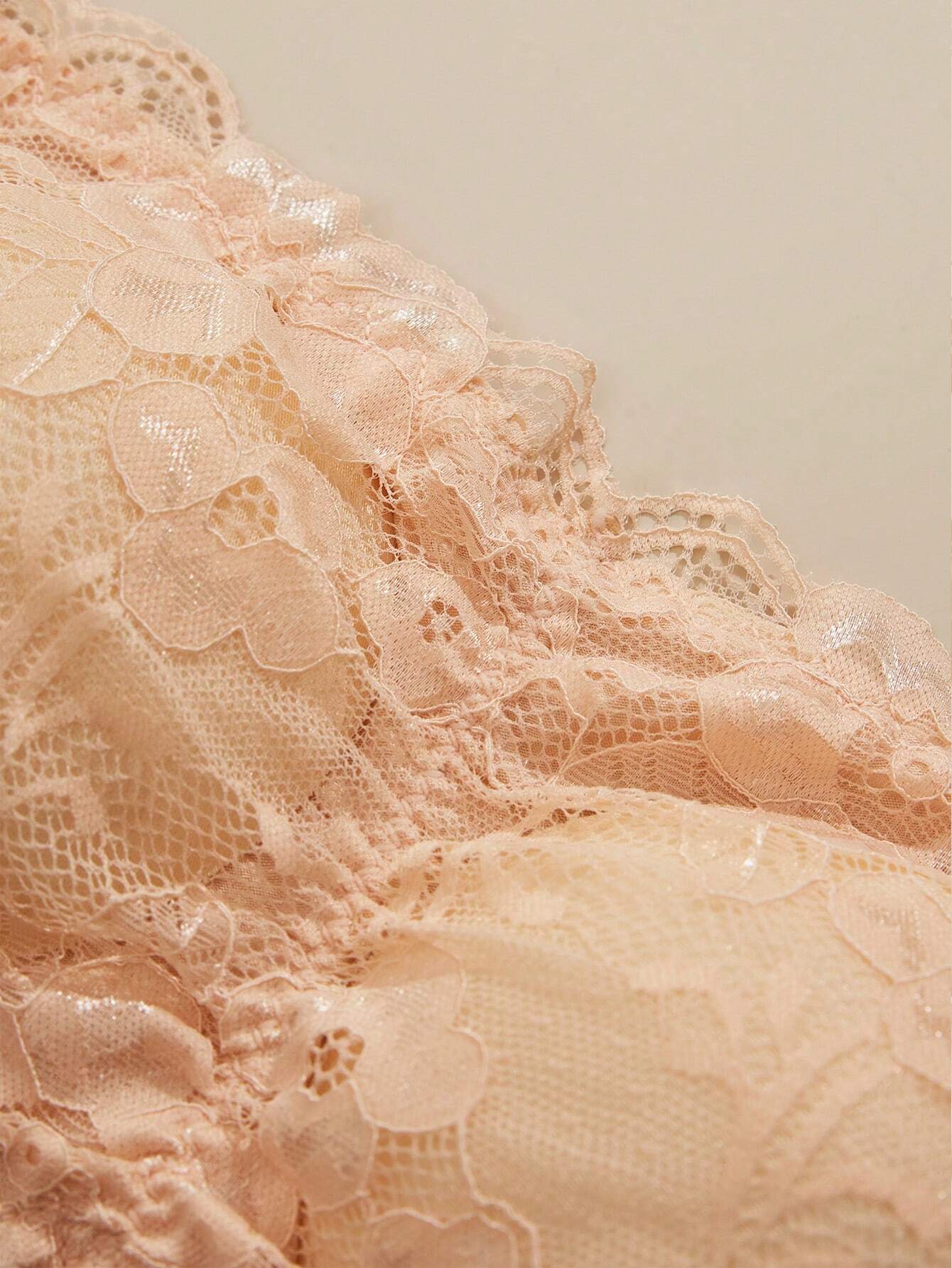 Buy 1 Get 1 Free 6 Piece Set Strapless Lace Bra