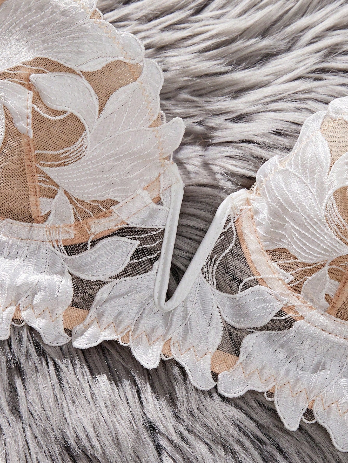 French Classic Sexy Lingerie Bra And Panty Set