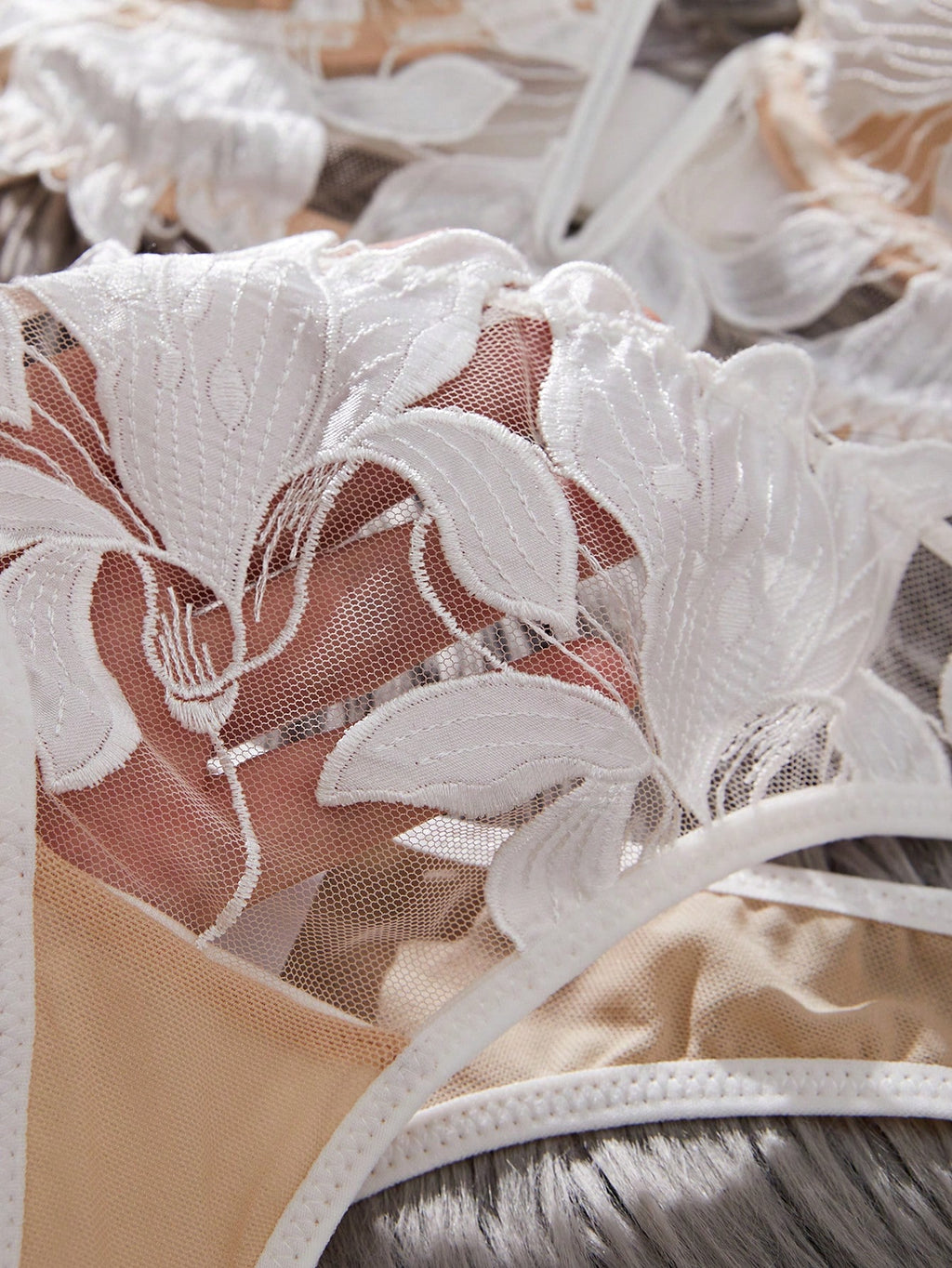 French Classic Sexy Lingerie Bra And Panty Set
