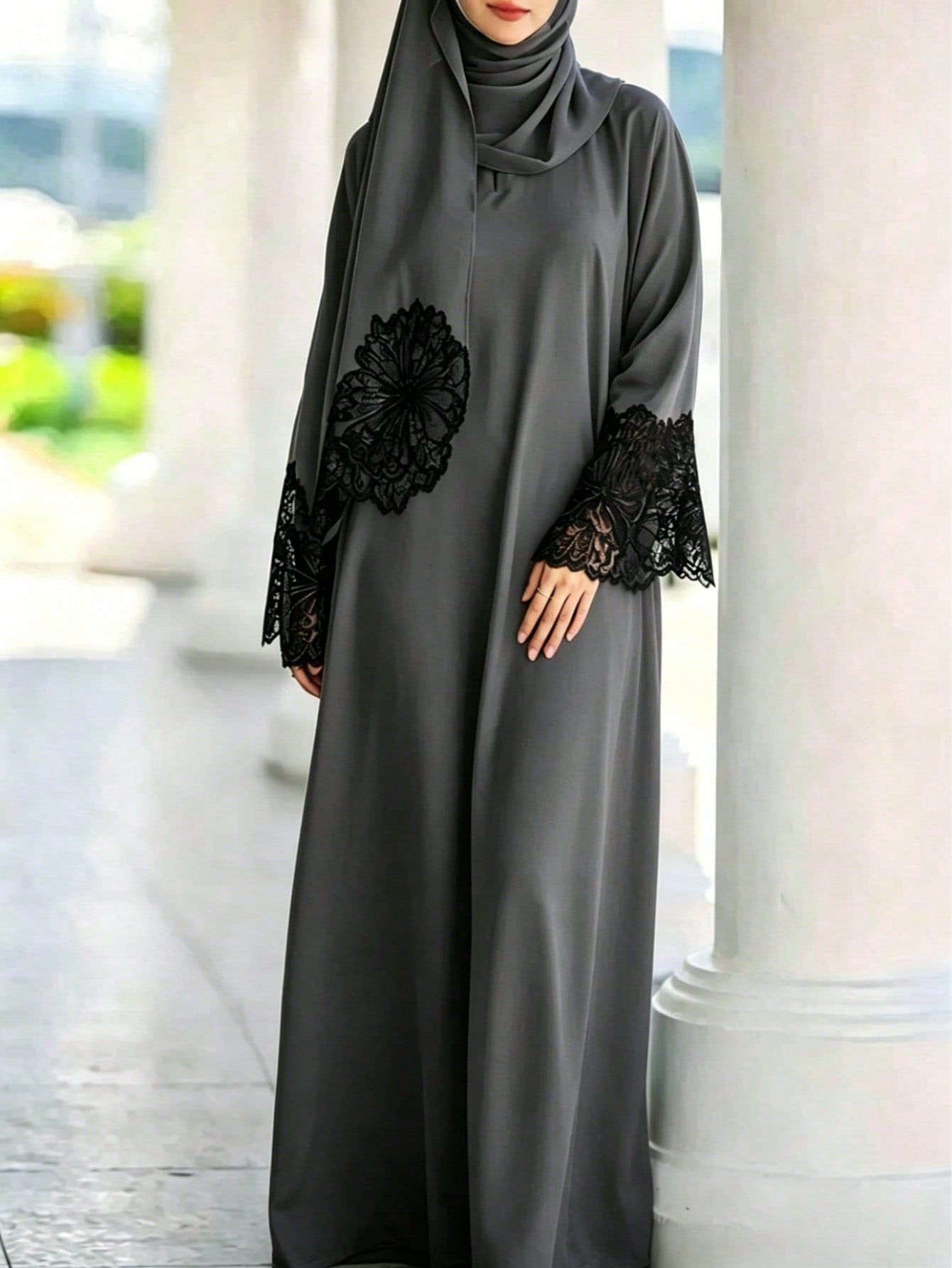Ladies Elegant Long Abaya Dress