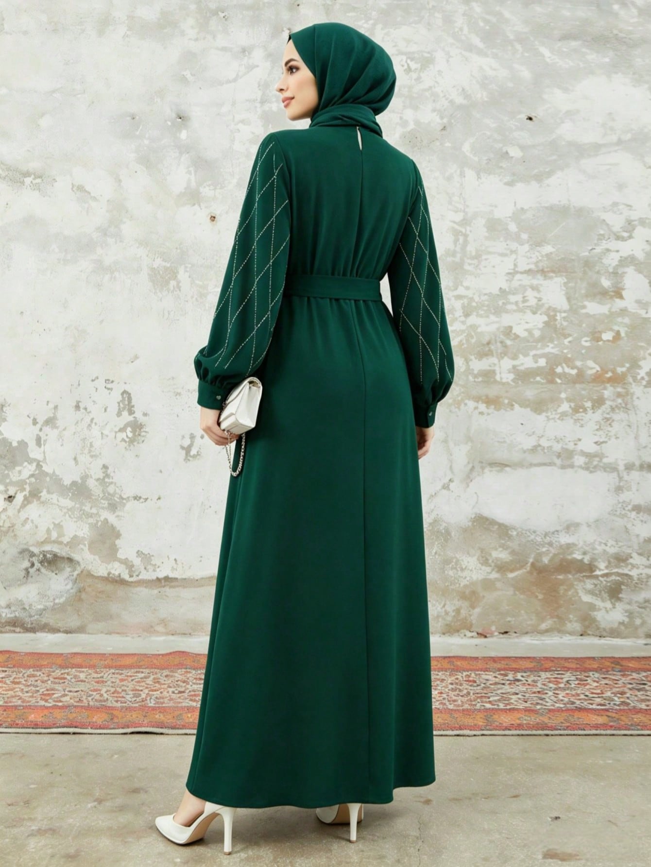 Ladies Modern Full-Length Abaya