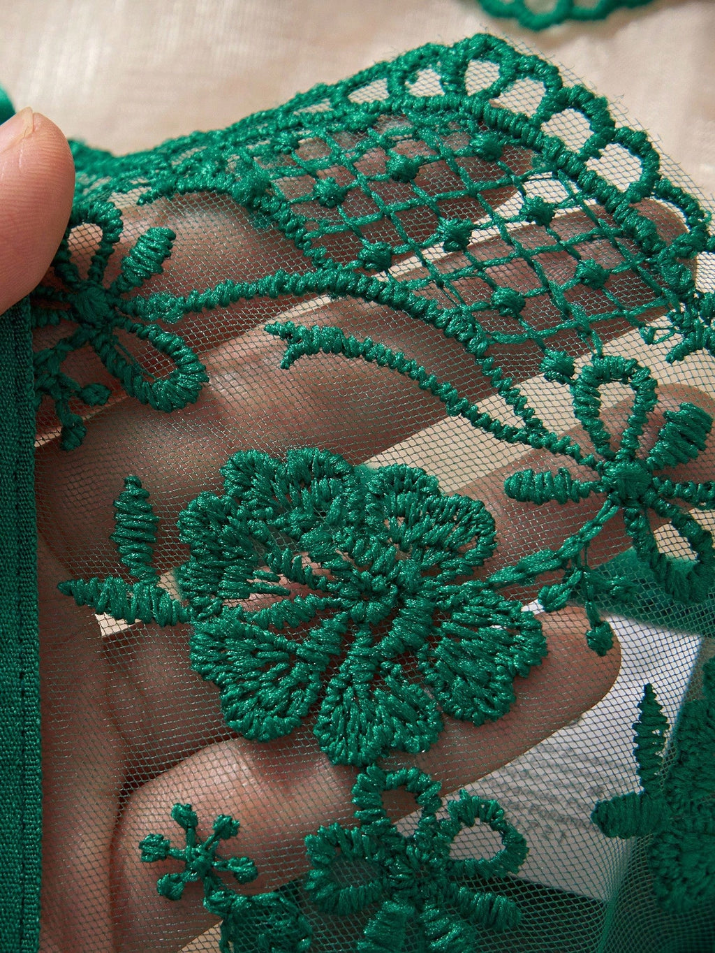 3 Pcs Women’s White & Green Butterfly Lace Lingerie Set